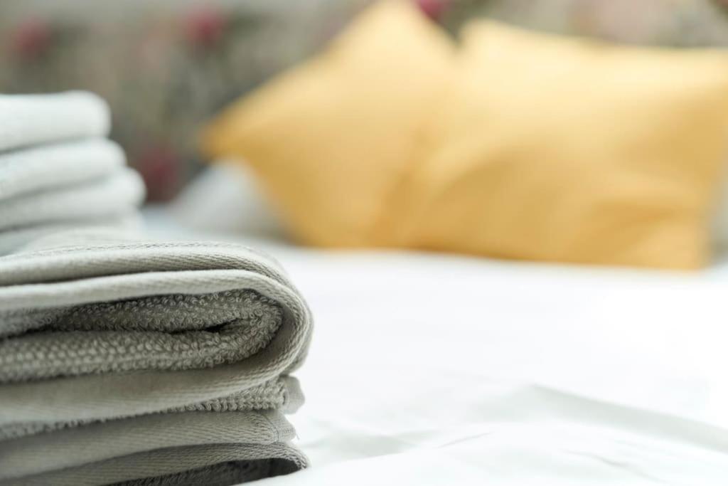 Hippie Chic ! Apartment Mons Bagian luar foto