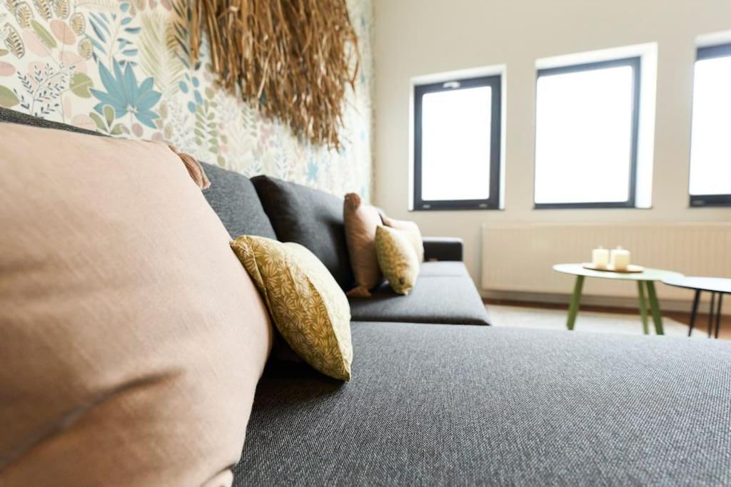 Hippie Chic ! Apartment Mons Bagian luar foto