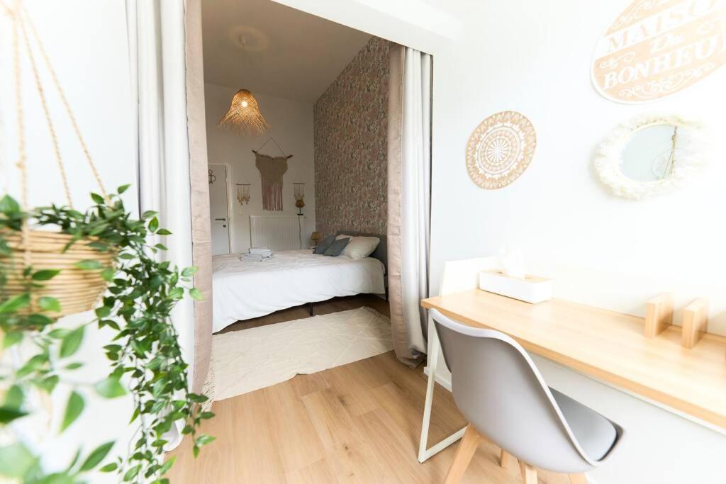 Hippie Chic ! Apartment Mons Bagian luar foto